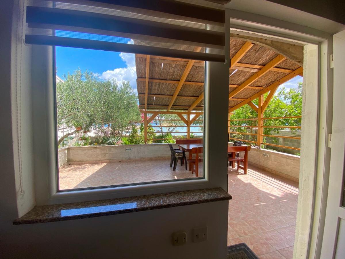Apartman Ana Dobropoljana Exterior foto